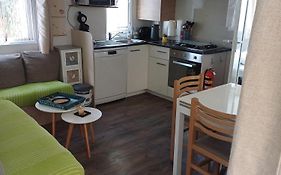 Mobil-Home A Louer Dans Un Camping **** Proche De La Mer Et Foret